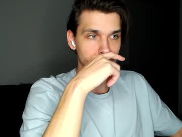 Mateo_Zeus Chaturbate stream image from October 21, 2025