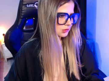 Avrill_Morgan Chaturbate stream image from October 21, 2025