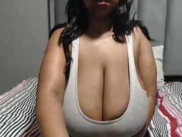 Bustytessa37 Chaturbate stream image from October 21, 2025