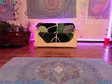 Milla_Milla Chaturbate stream image from October 21, 2025