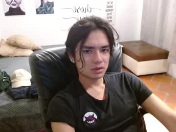 Davoxer Chaturbate stream image from October 21, 2025