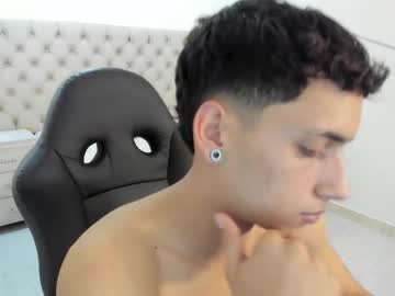 Jhoanleandro Chaturbate stream image from October 21, 2025