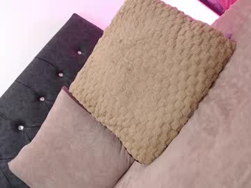 Isabela_Cameron Chaturbate stream image from October 21, 2025