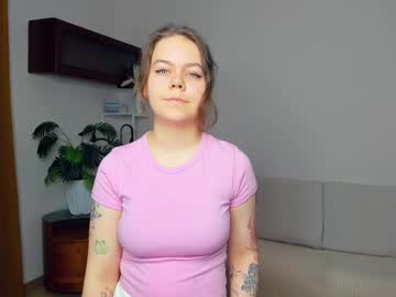 Elenn_Minty Chaturbate stream image from October 21, 2025