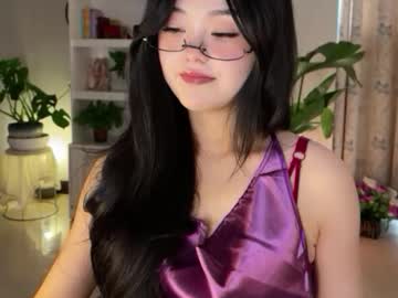 Liunana Chaturbate stream image from October 21, 2025