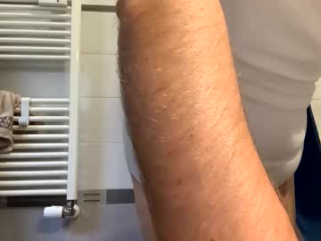 Tbest1986 Chaturbate stream image from October 21, 2025