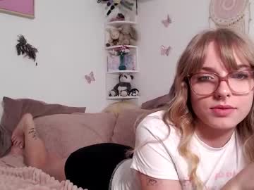Babyimi Chaturbate stream image from October 21, 2025