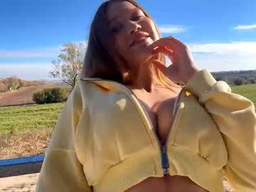 Marindasembler Chaturbate stream image from October 21, 2025