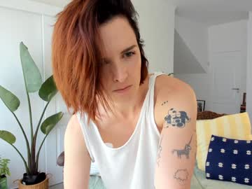 Missalexthorn Chaturbate stream image from October 21, 2025