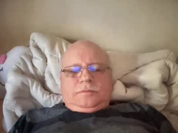 Nukiss Chaturbate stream image from October 21, 2025