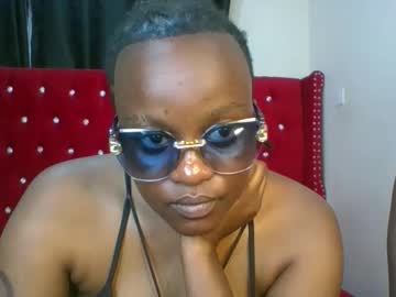 _Beechaser Chaturbate stream image from October 21, 2025