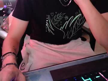Kaze83300 Chaturbate stream image from October 21, 2025