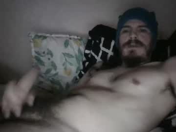 Dcredhood Chaturbate stream image from October 21, 2025