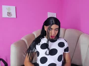 Madsenblack Chaturbate stream image from October 21, 2025