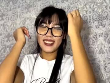 Chantaycefalo Chaturbate stream image from October 21, 2025