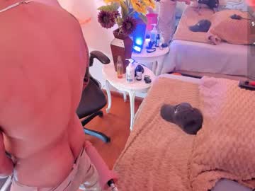 Tom_Cooper_1 Chaturbate stream image from October 21, 2025