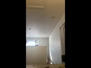 Camgirlleanna Chaturbate stream image from October 21, 2025