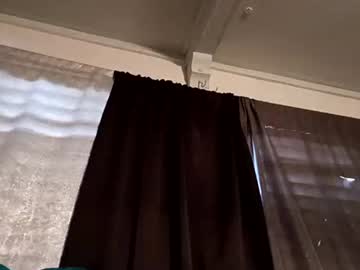 210chulo Chaturbate stream image from October 21, 2025