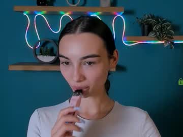 Kira_Light__ Chaturbate stream image from October 21, 2025