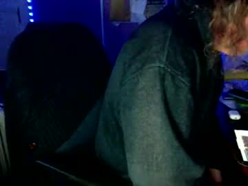 Lickyouryoni Chaturbate stream image from October 21, 2025