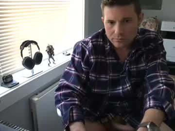 Milo_Uncensored Chaturbate stream image from October 21, 2025