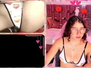 Rossiegames Chaturbate stream image from October 21, 2025