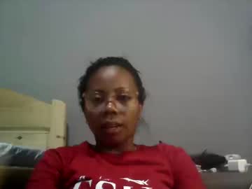 Aicha_Boobs Chaturbate stream image from October 21, 2025