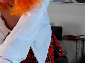 Honeymissy Chaturbate stream image from October 21, 2025