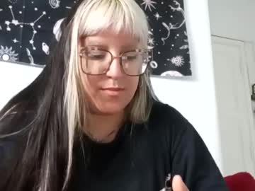 Missastrogirl Chaturbate stream image from October 21, 2025