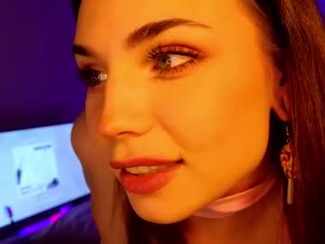 Katerinchik Chaturbate stream image from October 21, 2025