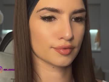 Angelmi171 Chaturbate stream image from October 21, 2025