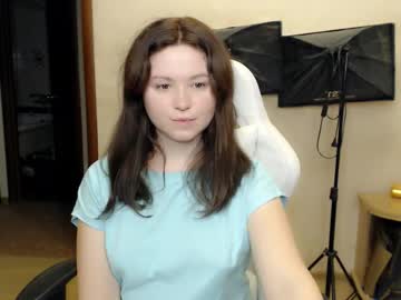 Bettystar_ Chaturbate stream image from October 21, 2025
