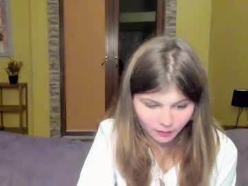 Lilly_Jess Chaturbate stream image from October 21, 2025