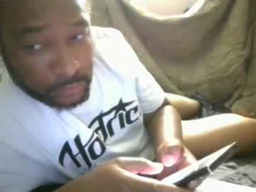 Tonyghustla Chaturbate stream image from October 21, 2025