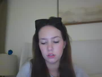 Xkateleighx Chaturbate stream image from October 21, 2025