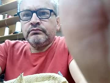 Arnoldo1010 Chaturbate stream image from October 22, 2025