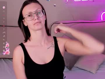 Elina_Gravess Chaturbate stream image from October 22, 2025