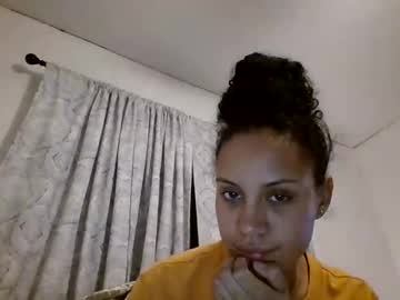 Hiddensiren Chaturbate stream image from October 22, 2025