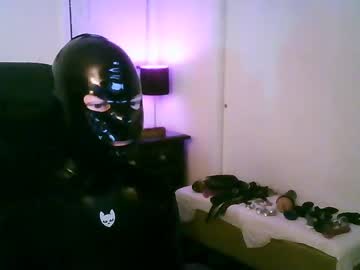 Latexminheadroom Chaturbate stream image from October 22, 2025