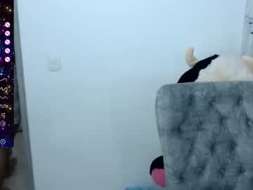 Lunaa777 Chaturbate stream image from October 22, 2025