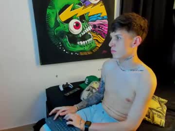 Steven_M37 Chaturbate stream image from October 22, 2025
