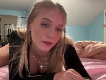 Allisontaylorxo Chaturbate stream image from October 22, 2025