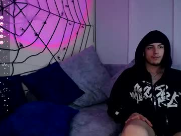 Juli_Aaron Chaturbate stream image from October 22, 2025