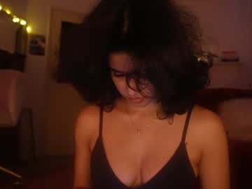 Mriea_ Chaturbate stream image from October 22, 2025