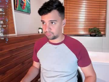 Edward_Maxx Chaturbate stream image from October 22, 2025