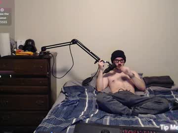 Husky_Dad Chaturbate stream image from October 22, 2025