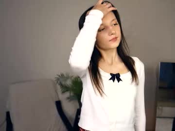 Graycehertler Chaturbate stream image from October 22, 2025