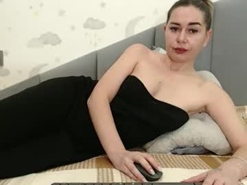 Lovellykitty_1 Chaturbate stream image from October 22, 2025