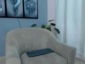 Luke_Julien Chaturbate stream image from October 22, 2025