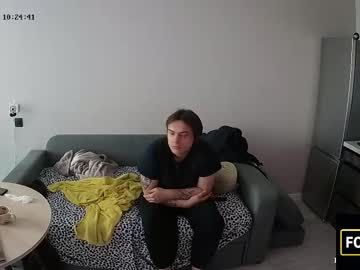 Luuvteam Chaturbate stream image from October 22, 2025